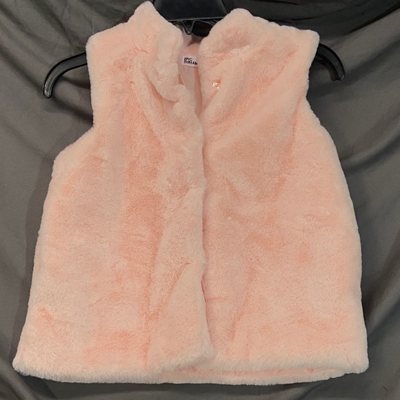 Epic Threads Blush Faux Fur Vest - Picture 1 of 7